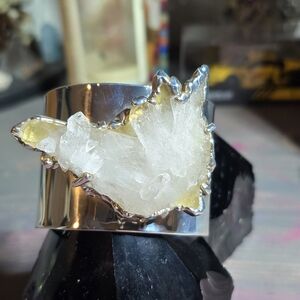 Silver Quartz Cluster Cuff Braclet